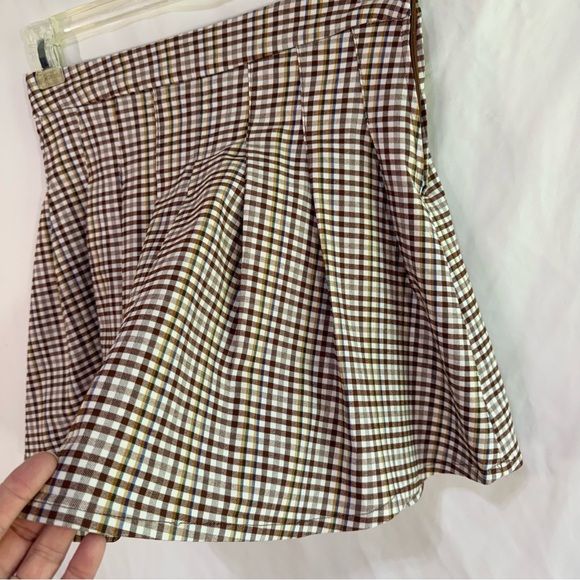 Love Tree Brown Plaid Pleated Mini School Girl Skirt - Picture 2 of 7